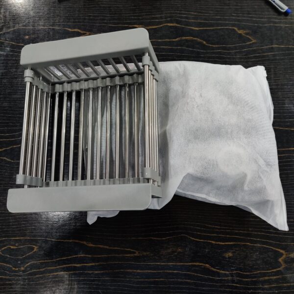 Kitchen Sink ,60x45 cm Kitchen Sink, 60x45 304 Stainless steel Kitchen Sink, Silver Color Sink, Stainless steel Sink, 26x18 Inches Sink, Scratch less Sink, Sound proof Sink, Single Bowl Sink, Single Bowl 304 stainless steel Sink with all accessories. - Image 9